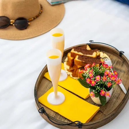 302 Modern, Light, Comfortable With Swimming Pool דירה