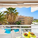 302 Modern, Light, Comfortable With Swimming Pool Apartment